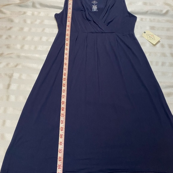 ST. JOHN’S BAY Women’s NWT Mid-Length Casual Navy Blue Soft Knit Dress Size M - Picture 6 of 9